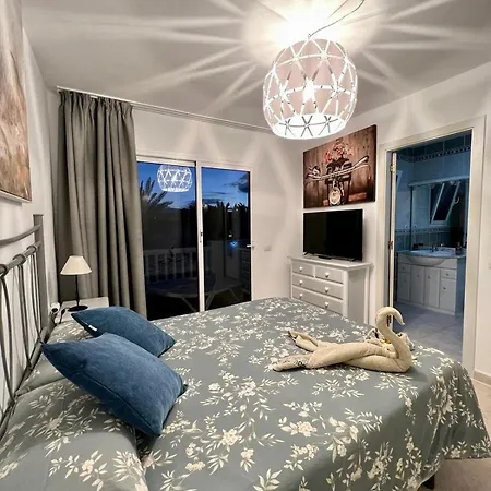 Queen Amanay - Terrazza, Confortevole, Tranquillo, Wi-fi, Ac *